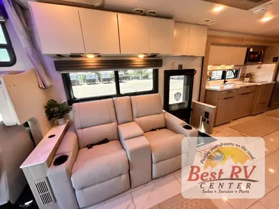 2027 Thor Motor Coach Inception photo 23