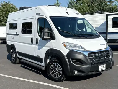 Used 2025 Winnebago Solis 36A