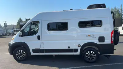 2025 Winnebago Solis photo 9