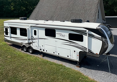 Used 2021 Jayco North Point 377RLBH