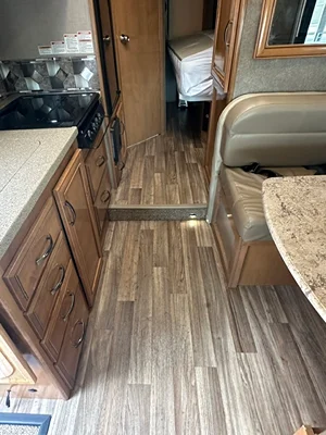 2018 THOR MOTOR COACH QUANTUM photo 24