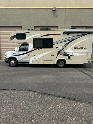 Used 2018 Thor Motor Coach Quantum GR22
