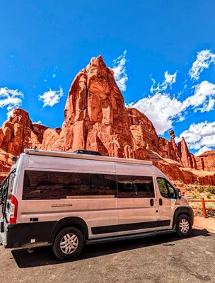 2022 THOR MOTOR COACH SEQUENCE photo 2