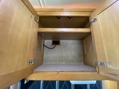2010 Winnebago Journey photo 21