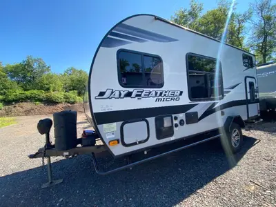2022 Jayco Jay Feather Micro photo 4