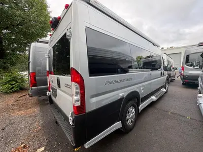 2027 Pleasure Way Lexor TS photo 11
