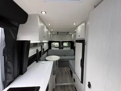 2027 Pleasure Way Lexor TS photo 17