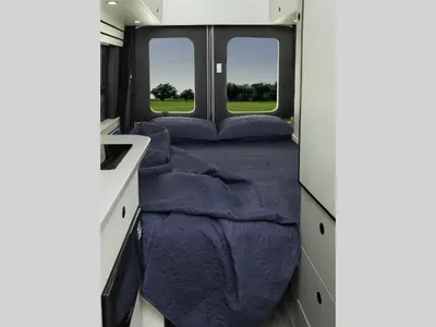2027 Pleasure Way Ontour photo 6