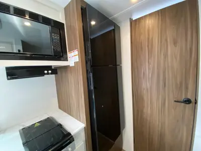 2027 Winnebago Access photo 19