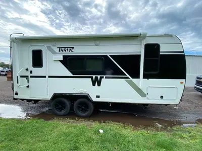 2027 Winnebago Thrive photo 11