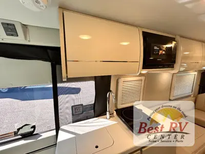 2026 Thor Motor Coach Tellaro photo 20