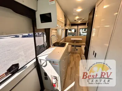 2026 Thor Motor Coach Tellaro photo 15