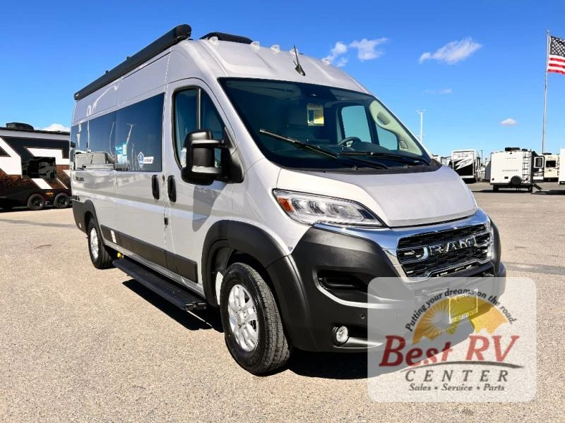 2026 Thor Motor Coach Tellaro exterior