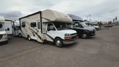 2020 Thor Motor Coach Chateau photo 7