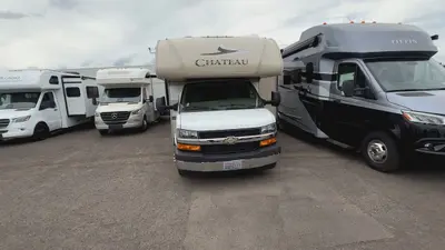 2020 Thor Motor Coach Chateau photo 8