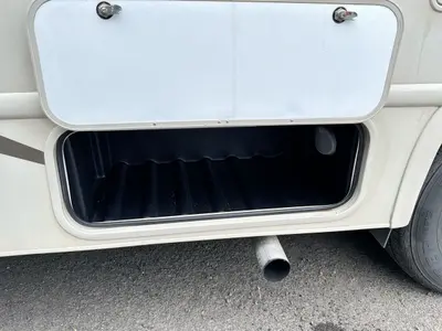 2020 Thor Motor Coach Chateau photo 15
