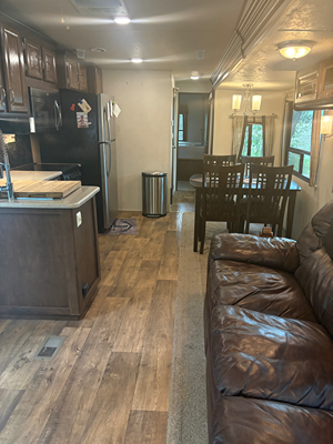 2017 FOREST RIVER WILDWOOD LODGE DLX photo 3