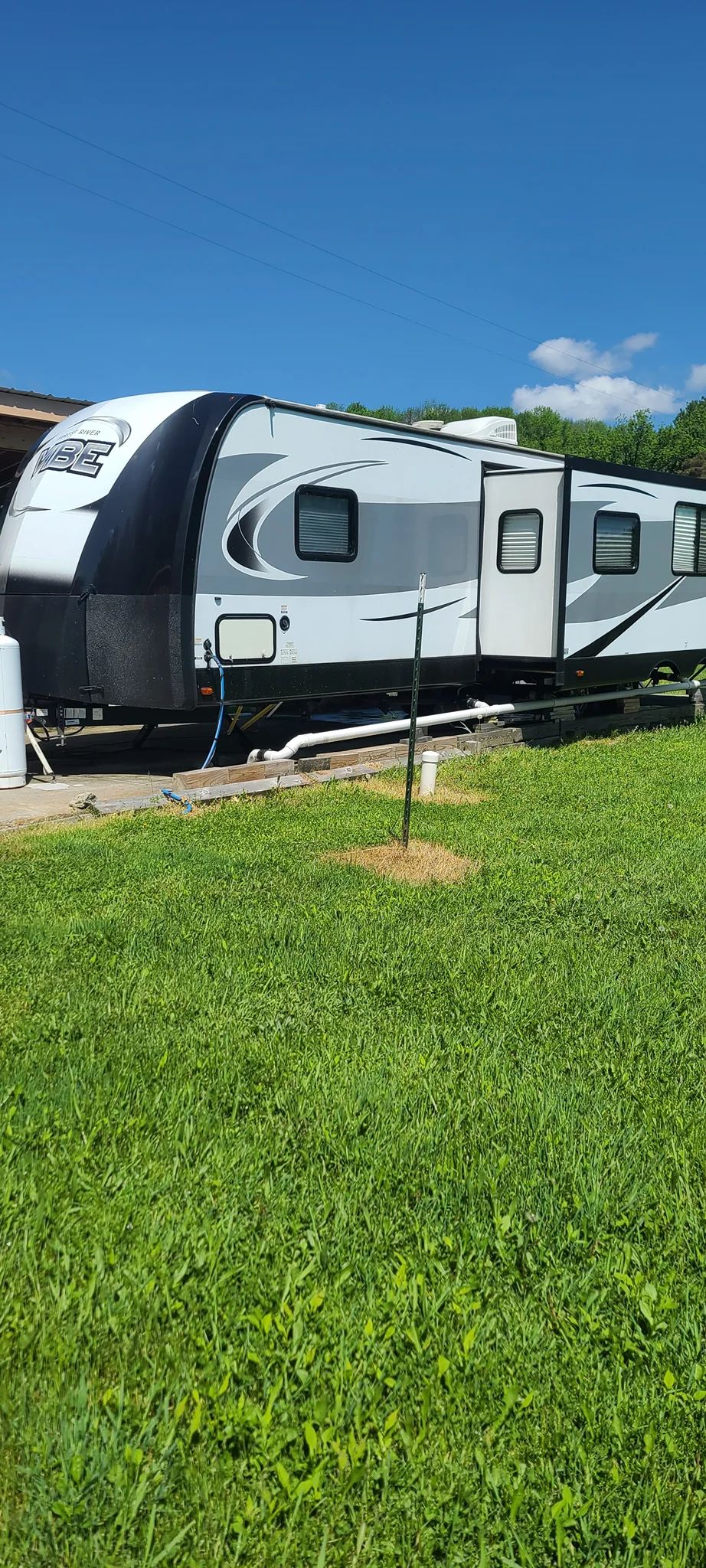 2018 FOREST RIVER VIBE EXTREME LITE exterior