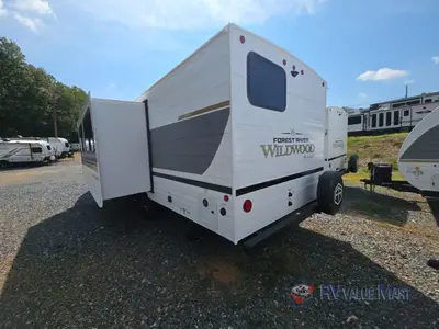 2027 Forest River Wildwood photo 6