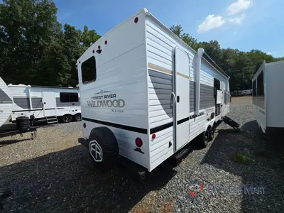 2027 Forest River Wildwood photo 8