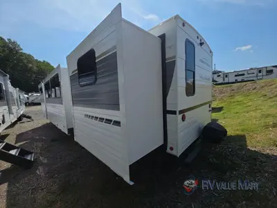 2027 Forest River Wildwood photo 6