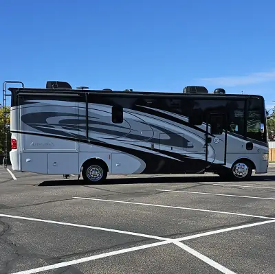 Used 2016 Tiffin Motorhomes Allegro 31 Sa