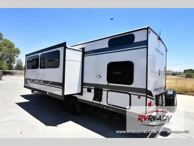 2027 Forest River Cherokee Grey Wolf Black Label photo 4