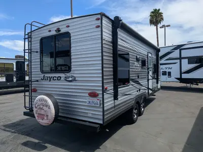 2021 Jayco Jay Flight SLX 8 photo 9
