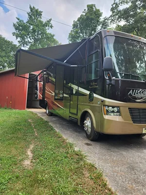 2011 TIFFIN MOTORHOMES ALLEGRO photo 14