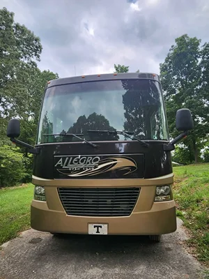 2011 TIFFIN MOTORHOMES ALLEGRO photo 15