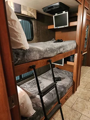 2011 TIFFIN MOTORHOMES ALLEGRO photo 6