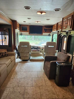 2011 TIFFIN MOTORHOMES ALLEGRO photo 12