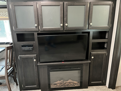 2019 VENTURE RV SPORTTREK TOURING photo 17