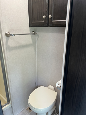 2019 VENTURE RV SPORTTREK TOURING photo 9