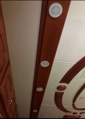 2005 COUNTRY COACH ALLURE 470 photo 37