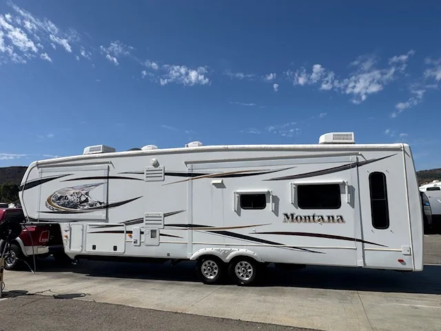 2011 KEYSTONE MONTANA exterior