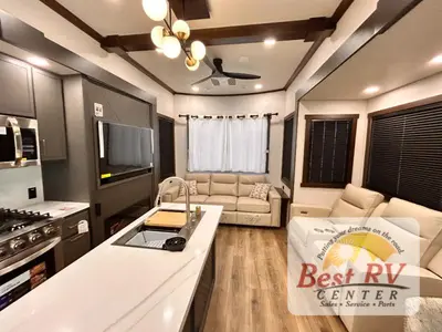 2027 Forest River Cedar Creek Cottage photo 22