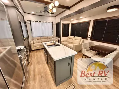 2027 Forest River Cedar Creek Cottage photo 15