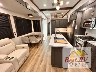 2027 Forest River Cedar Creek Cottage photo 35