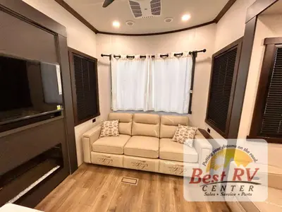 2027 Forest River Cedar Creek Cottage photo 25