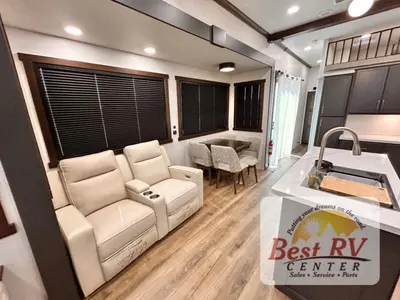2027 Forest River Cedar Creek Cottage photo 34