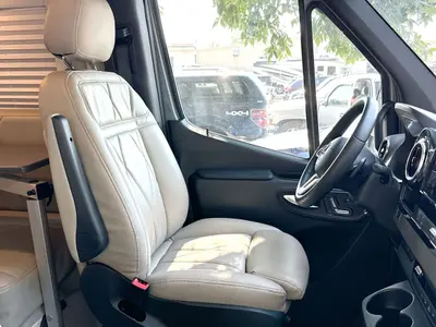 2025 Thor Motor Coach Tranquility photo 22