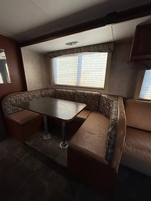 2014 WINNEBAGO MINNIE WINNIE photo 5