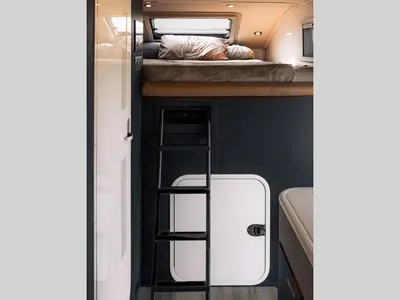 2027 Storyteller Overland GXV photo 4