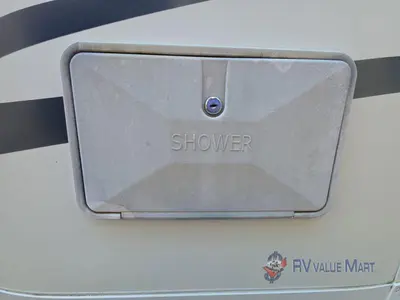 2012 Coachmen Freedom Express photo 9