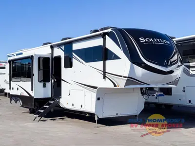 New 2026 Grand Design Solitude 391DL