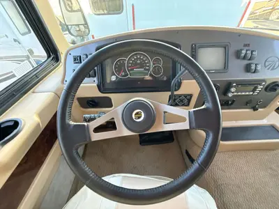 2008 Monaco Monarch photo 30