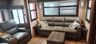2019 JAYCO PINNACLE photo 6