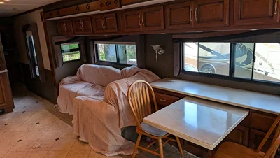 2013 FLEETWOOD EXPEDITION® photo 8