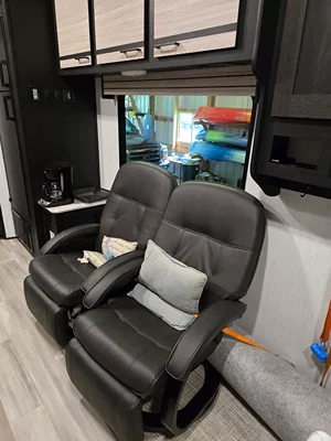 2022 CRUISER RV CORP STRYKER photo 12
